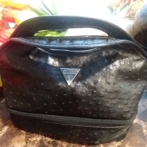 guess lunch bag
